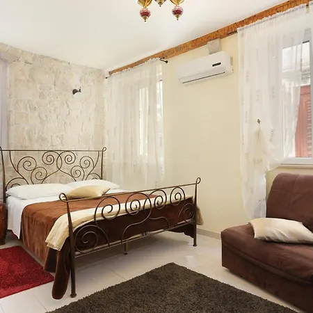 Apartman By The Sea - 19575 Trogir